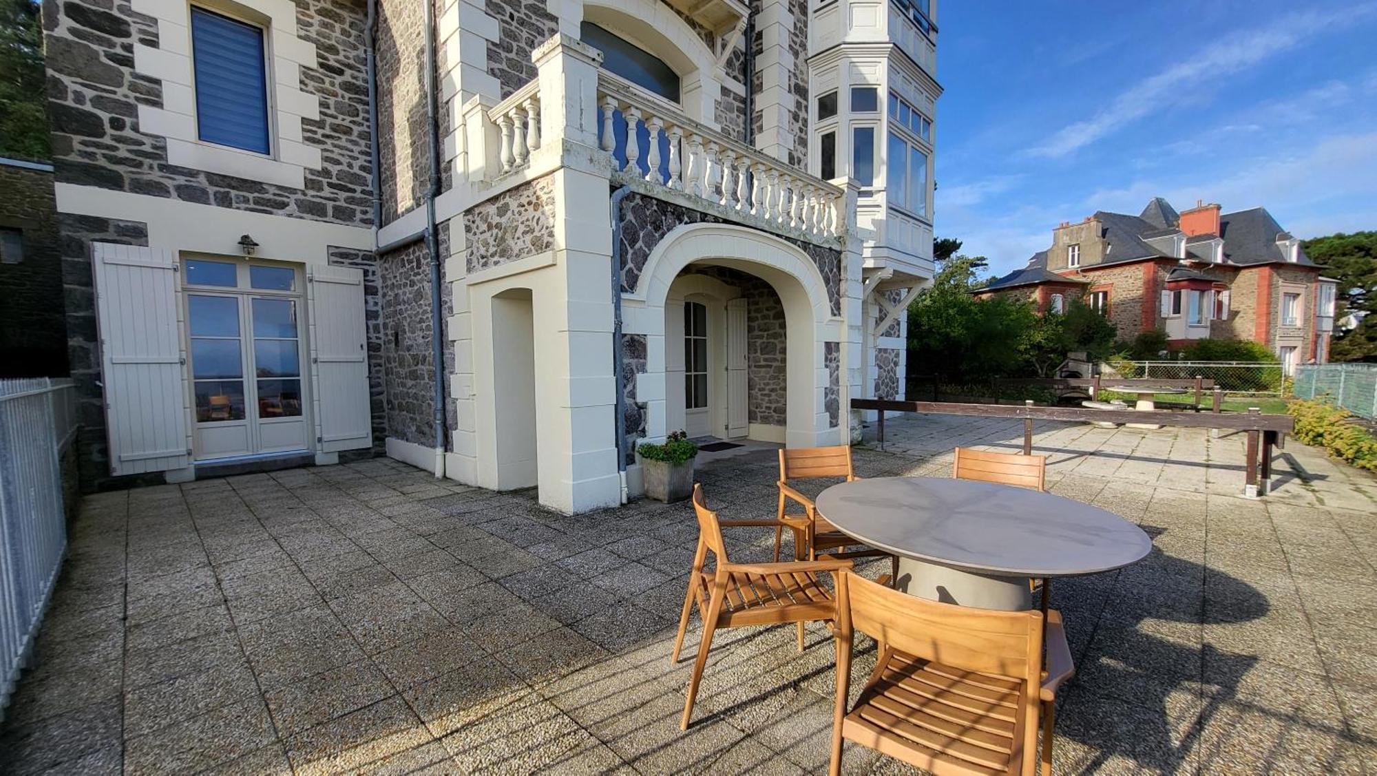 Vue Pleine Mer A La Perle Marine - La Terrasse Dinard Exterior foto